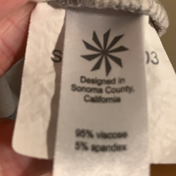 Athleta XS gray/white dress - Picture 4 of 4